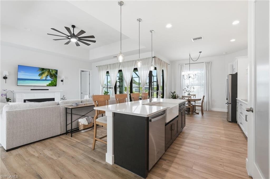 Casa en Cabo Coral, Florida, Estados Unidos 3 - 18743999