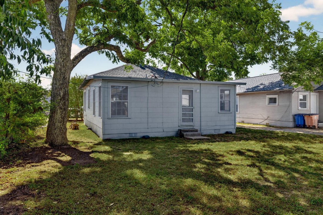 House in Austin, Texas, United States 4 - 18743679