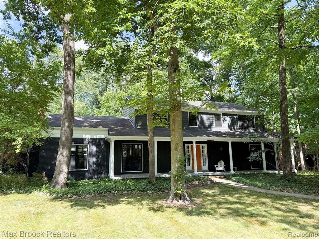 House in Beverly Hills, Michigan, United States 1 - 18734945