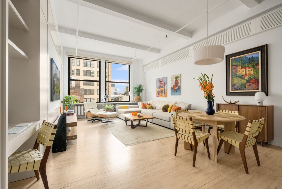 Co Op in New York, New York, United States 1 - 18744854