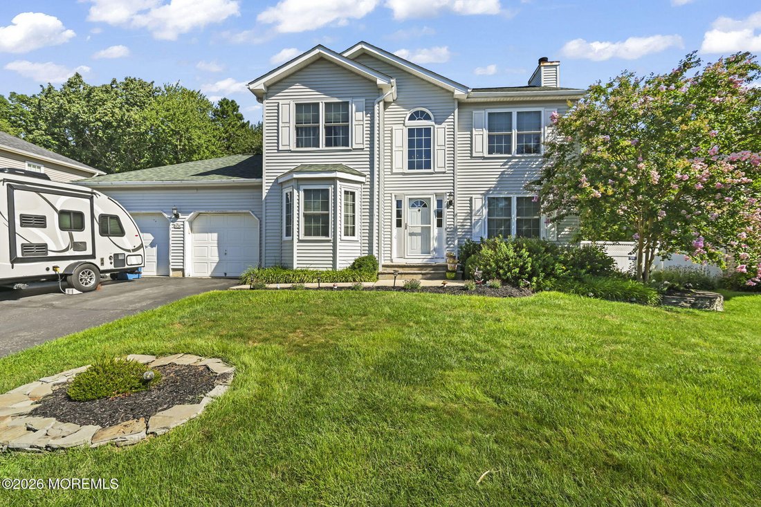 Casa a Howell, New Jersey, Stati Uniti 1 - 18740486