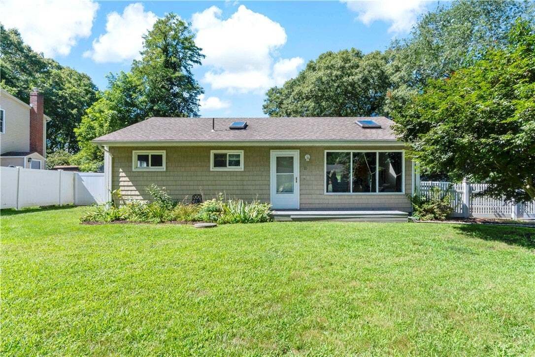 House in South Kingstown, Rhode Island, United States 1 - 18743151