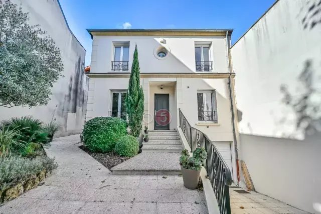 Casa en Thiers, Le Raincy, Francia 1 - 16562751