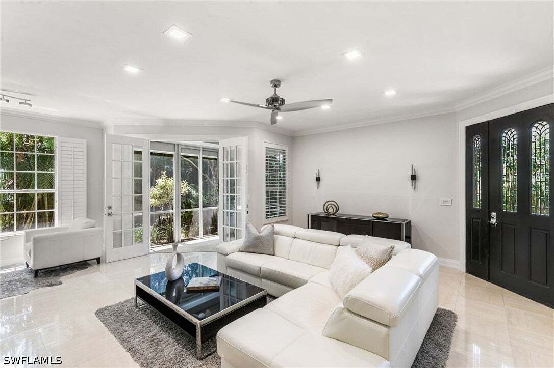 Condo in Naples, Florida, United States 5 - 18742752