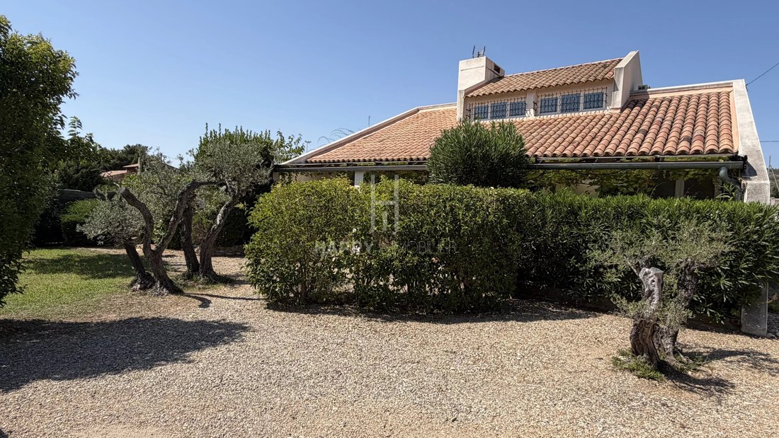 Casa en Mouriès, Provenza-Alpes-Costa Azul, Francia 3 - 18741653