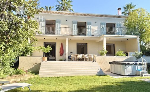 Casa en Hyères, Provenza-Alpes-Costa Azul, Francia 1