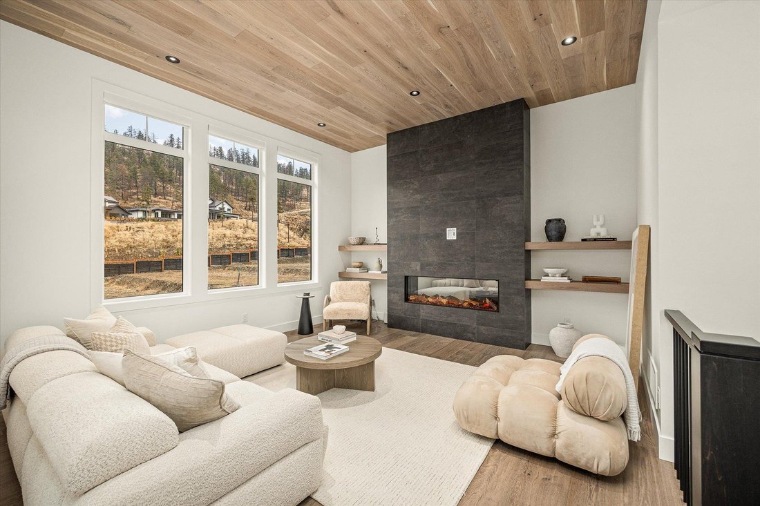 Maison à Kelowna, Colombie-Britannique, Canada 2 - 18741538