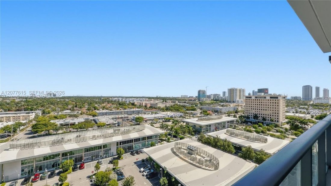 House in Hallandale Beach, Florida, United States 1 - 18746040