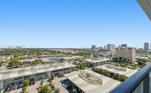 Maison à Hallandale Beach, Floride, États-Unis 1