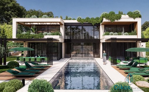 Villa in Vittoria Apuana, Forte dei Marmi, Tuscany 1