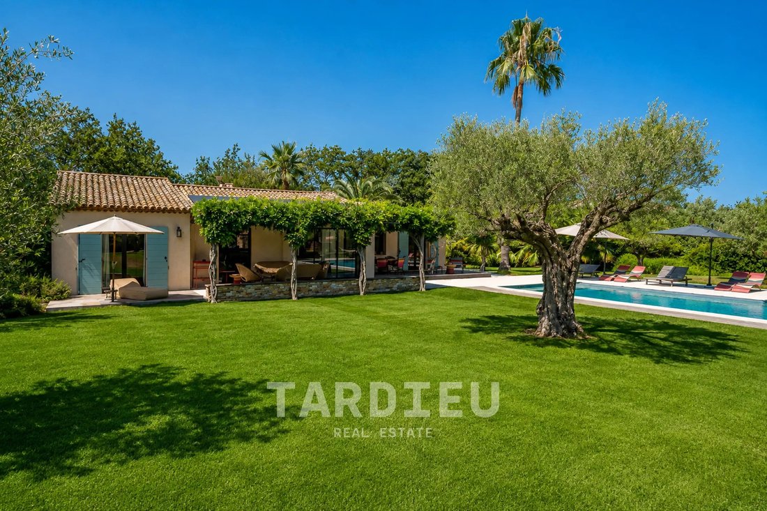Villa en Ramatuelle, Provenza-Alpes-Costa Azul, Francia 4 - 18741625