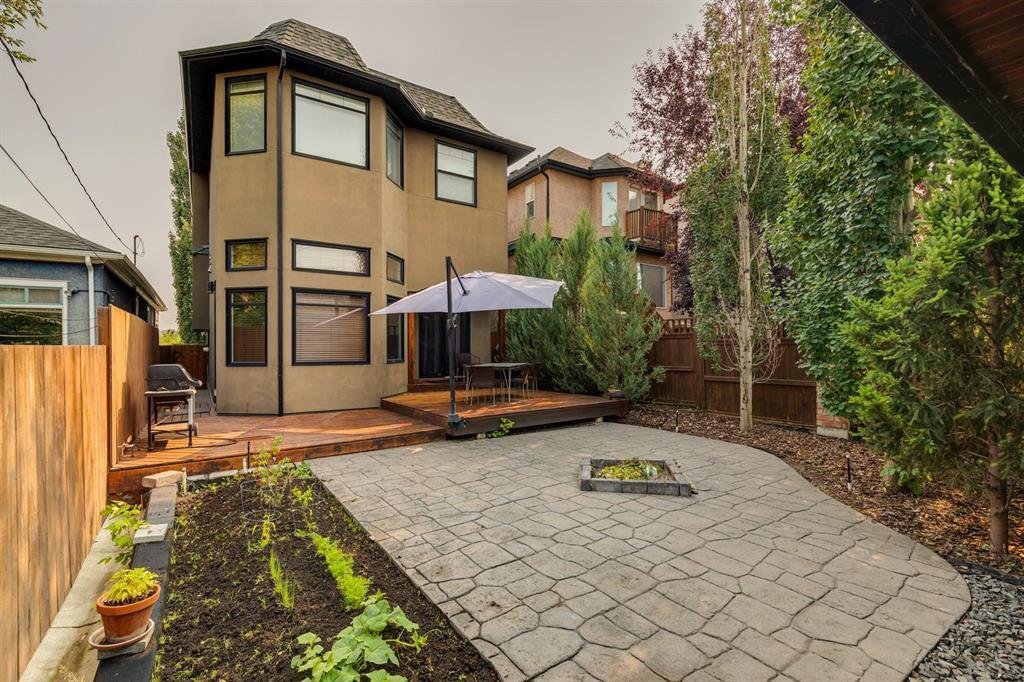 Casa a Calgary, Alberta, Canada 3 - 18745986