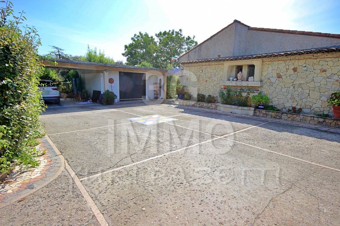 Haus in Mougins, Provence-Alpes-Côte d'Azur, Frankreich 1 - 18745191