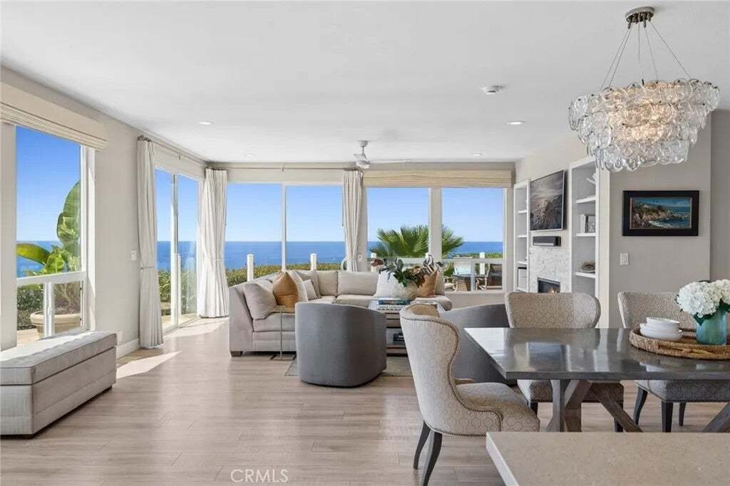 Laguna Beach, California, United States 2 - 18746932
