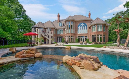 House in Parkville, Missouri, United States 1