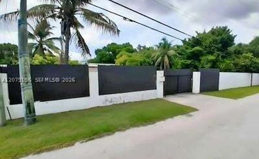Maison à Miami Gardens, Floride, États-Unis 1