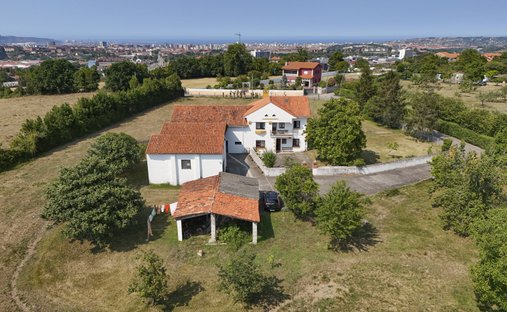 House in Gijon / Xixon, Asturias, Spain 1