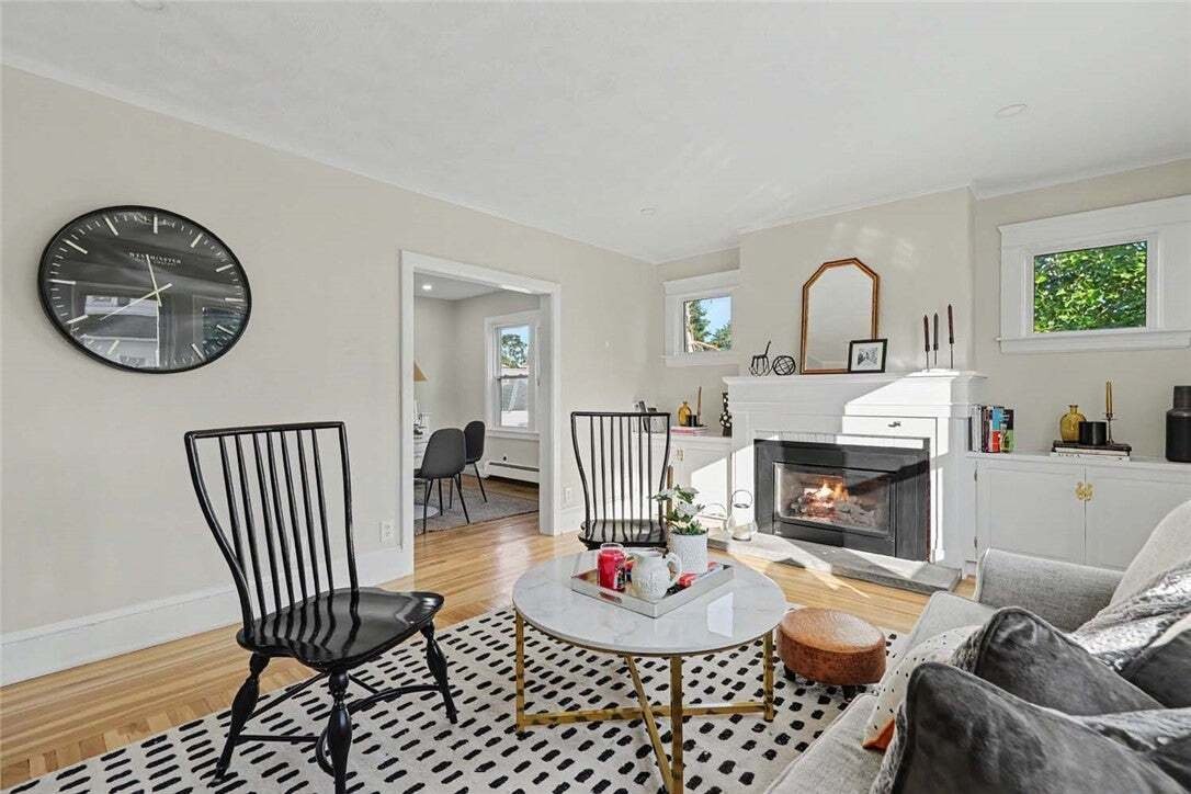 Casa a Cranston, Rhode Island, Stati Uniti 2 - 18746729