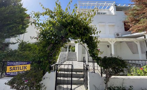 Haus in Muğla, Muğla, Türkei 1