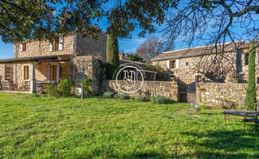 Villa a Uzès, Occitania, Francia 1