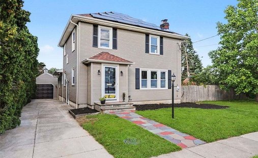 House in Cranston, Rhode Island, United States 1