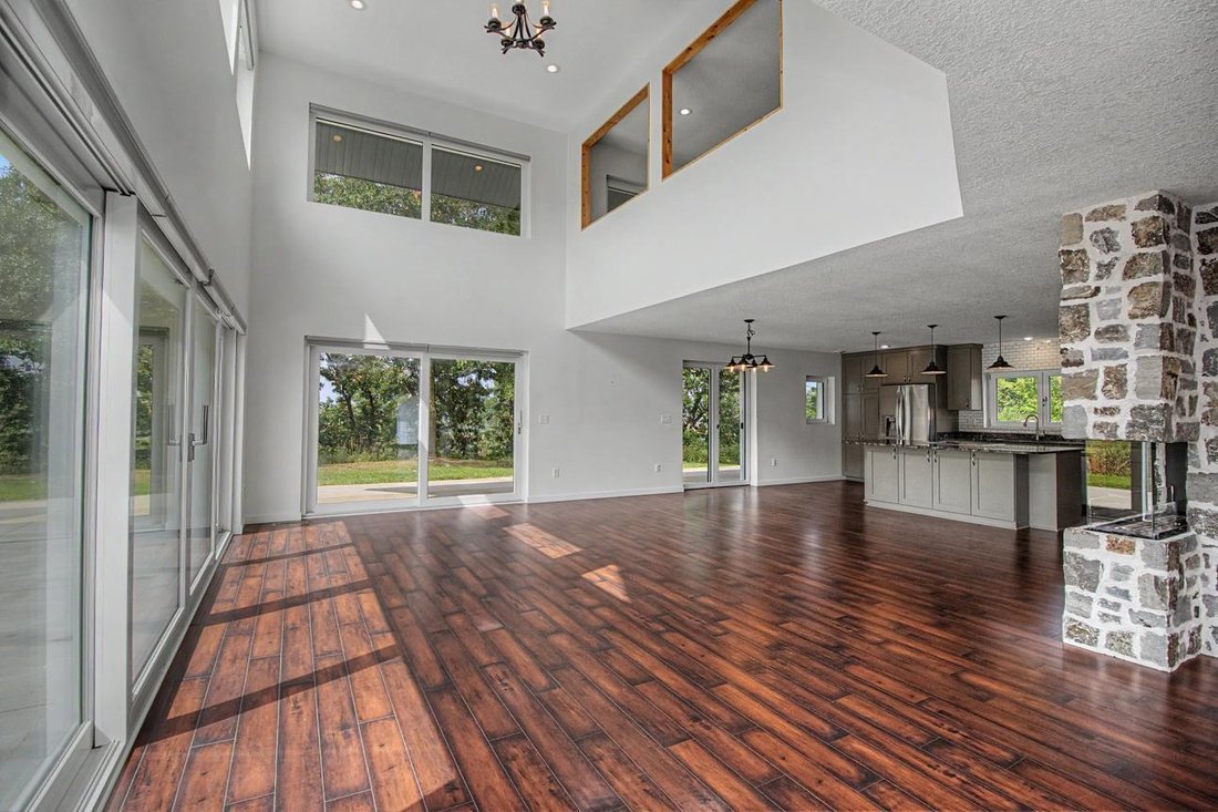 House in Somerset, Wisconsin, United States 4 - 18747052