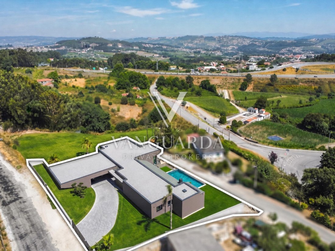Villa in Silvares, Pias, Nogueira e Alvarenga, Porto District, Portugal 4 - 18729628
