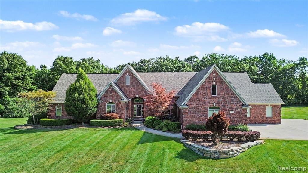 Maison à Leonard, Michigan, États-Unis 1 - 18746807