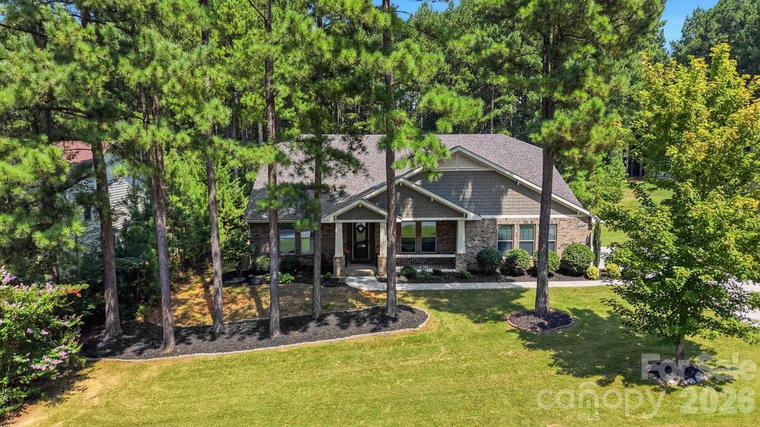 House in Mooresville, North Carolina, United States 2 - 18747092