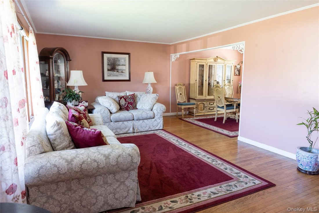 Casa a West Babylon, New York, Stati Uniti 3 - 18747343