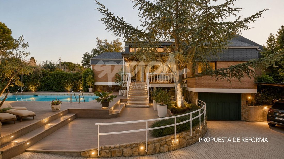 Chalet in Las Rozas de Madrid, Comunidad de Madrid, Spain 3 - 18357112