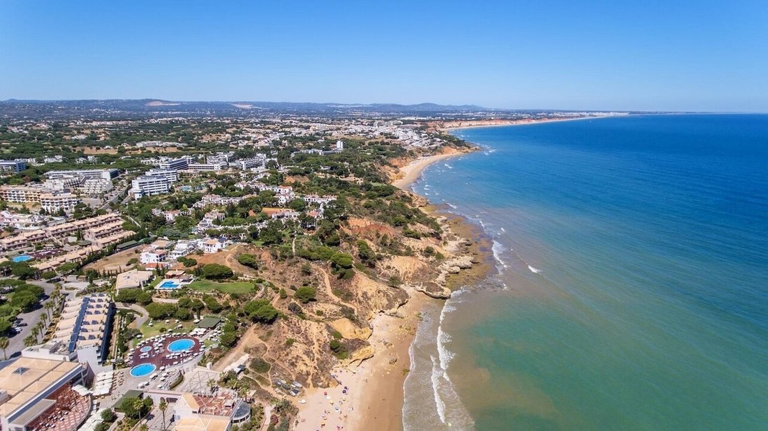 Terreno a Praia dos Pescadores, Olhos de Agua, Portogallo 4 - 18747336