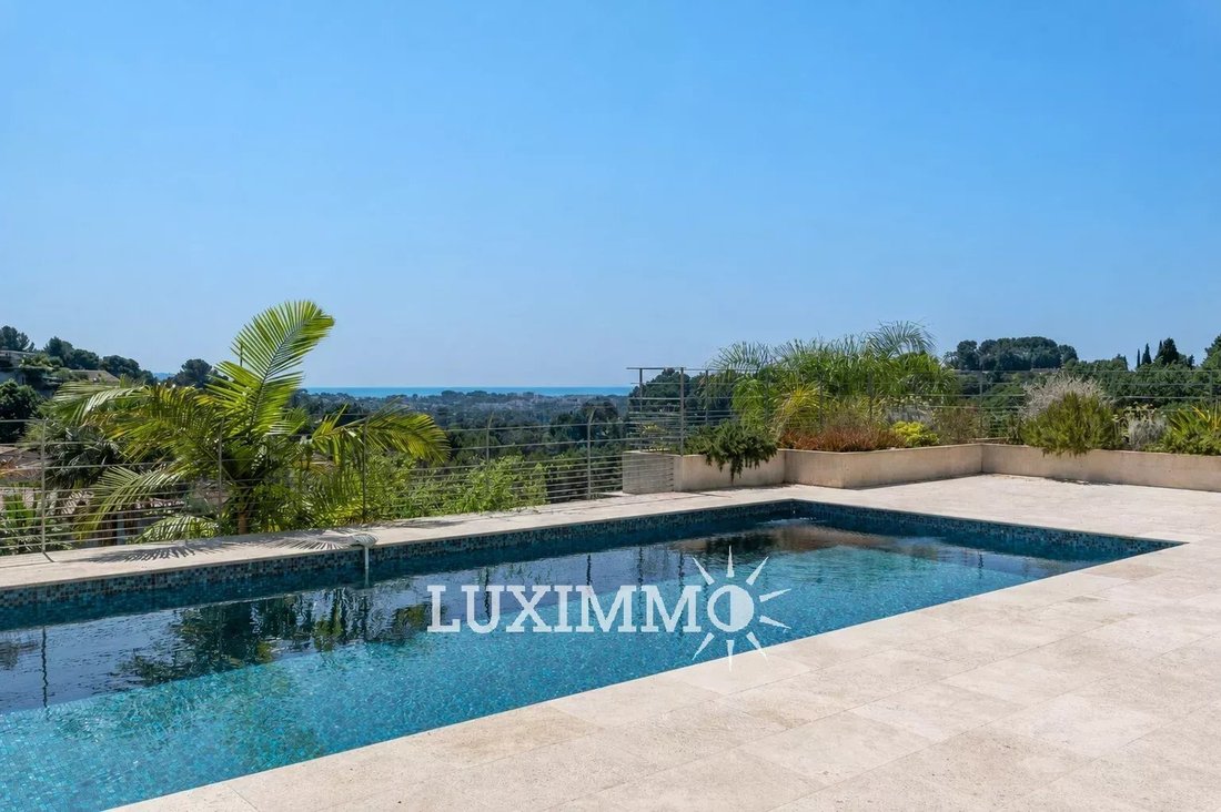 Villa in Mougins, Provence-Alpes-Côte d'Azur, France 3 - 15866151