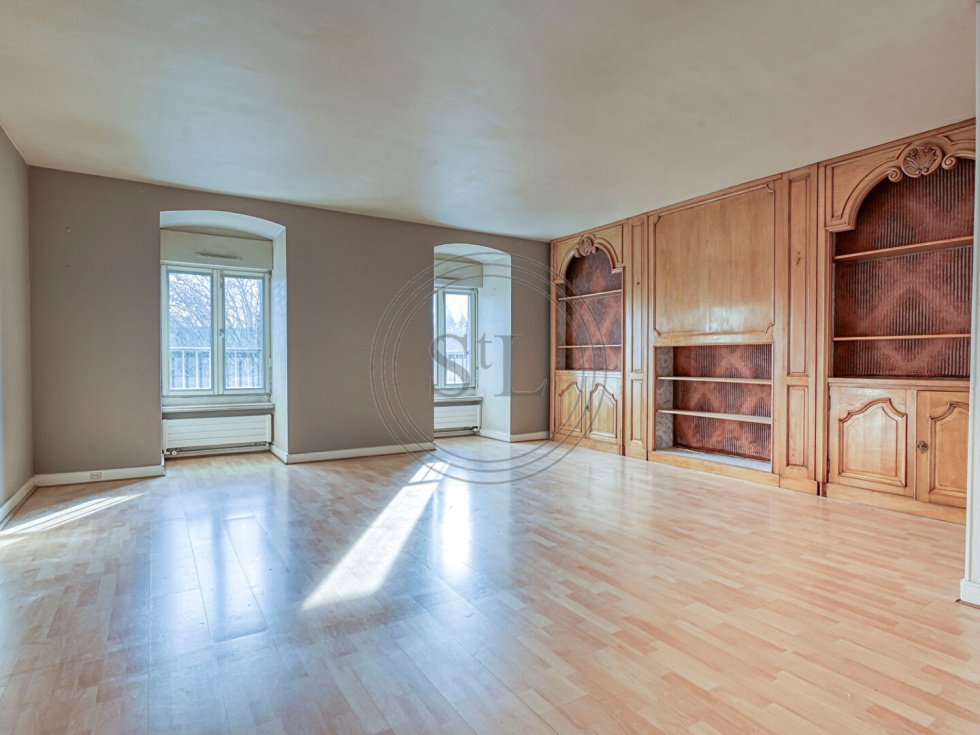 Wohnung in Nationales Schlossgebiet, Versailles, Frankreich 1 - 18747651