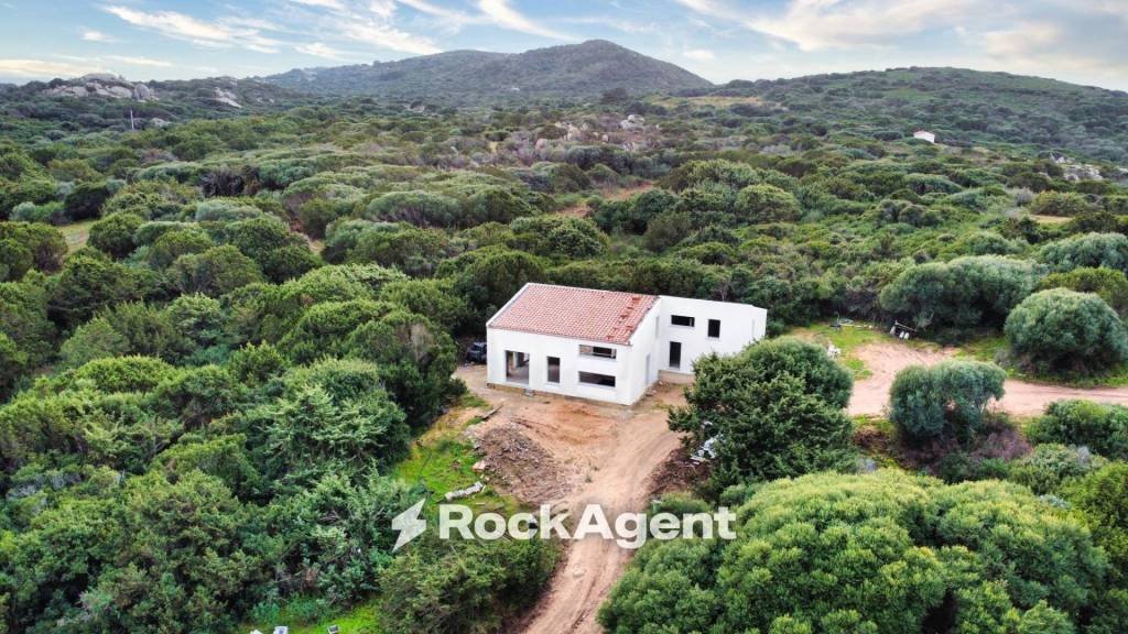 Villa en Lungòni/Santa Teresa Gallura, Cerdeña, Italia 2 - 18747615