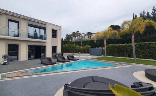 Villa en Brusquet-Retenaou-Devens, Vallauris, Francia 1
