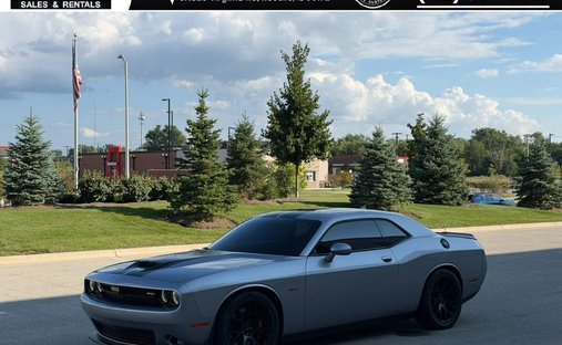 2015 Dodge Challenger SRT 392 Coupe 2D in Roselle, IL, United States 1