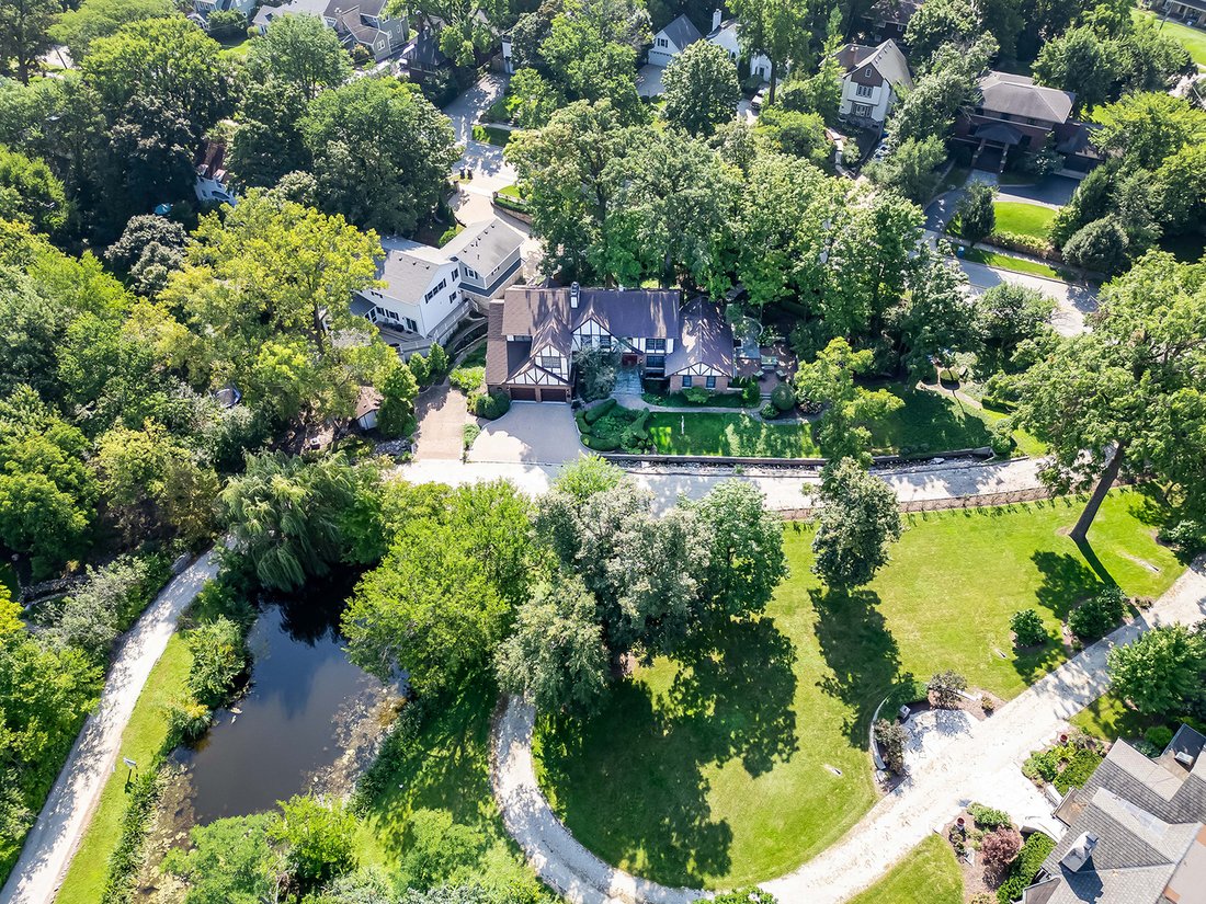 Casa en Downers Grove, Illinois, Estados Unidos 1 - 18747680