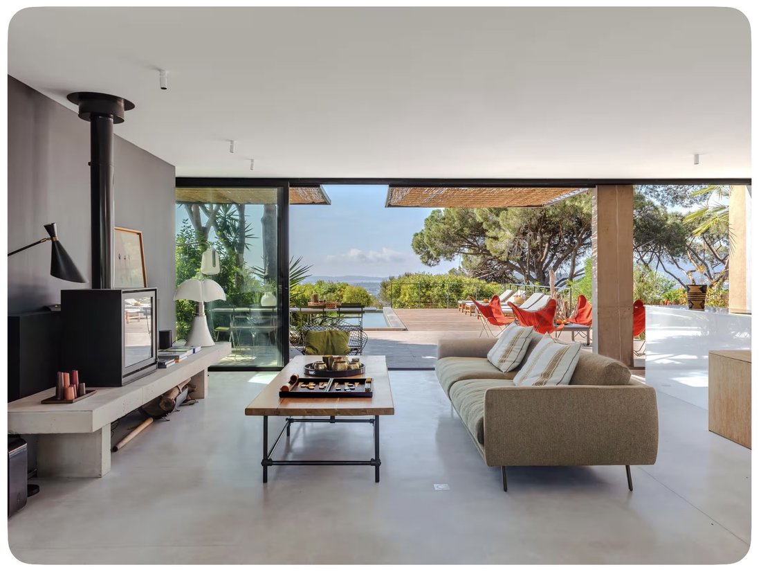 Villa à Hyères, Provence-Alpes-Côte d'Azur, France 2 - 18747417
