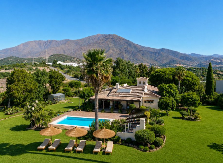 Villa in Estepona, Andalusien, Spanien 5 - 18747552