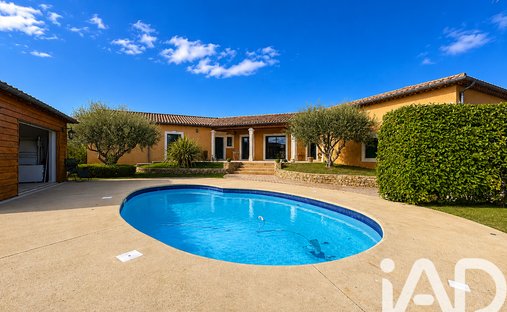 House in Nizas, Occitania, France 1