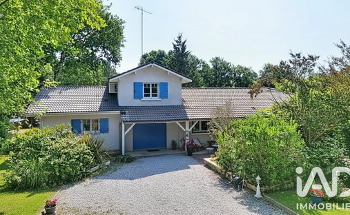 Casa en Parentis-en-Born, Nueva Aquitania, Francia 1