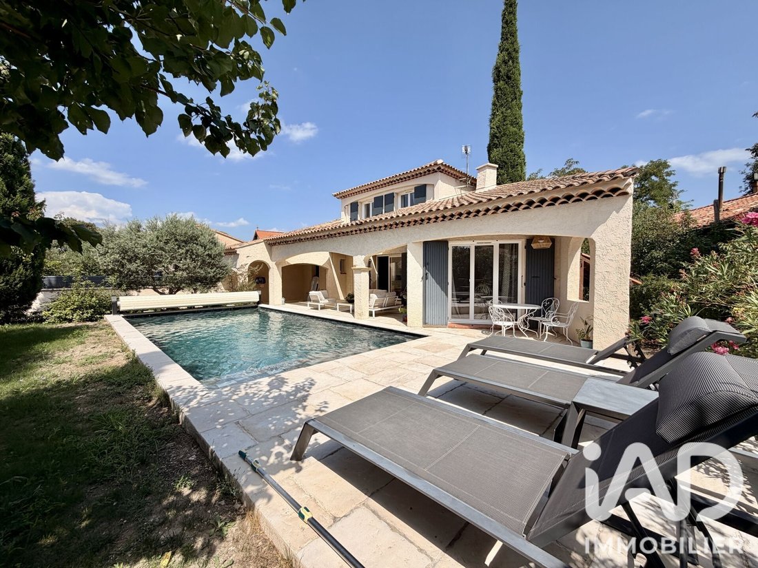 Maison à Vernègues, Provence-Alpes-Côte d'Azur, France 1 - 18748946