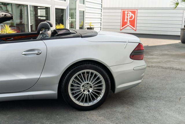 Cabriolet in Bellevue, WA, United States 5 - 18587639