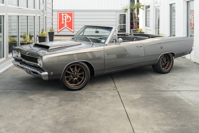 Cabriolet in Bellevue, WA, United States 2 - 18747795
