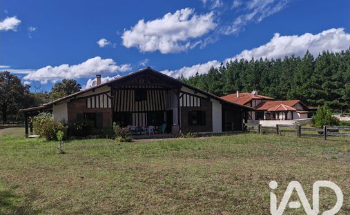 Maison à Luxey, Nouvelle-Aquitaine, France 1