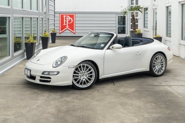 Cabriolet in Bellevue, WA, United States 2 - 18587638