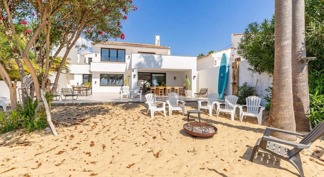 Villa in Estepona, Andalusien, Spanien 3 - 18747554