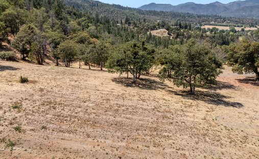 Land in Medford, Oregon, United States 1