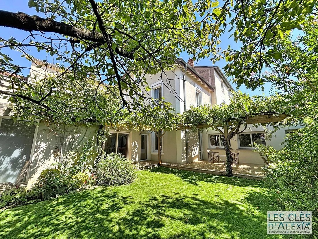 Casa a Sans Souci-Dauphiné, Lyon 3e Arrondissement, Lione 1 - 18707064